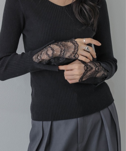 AMELY(エミリー)の「袖口レースリブトップス/インナー/レイヤード(ニット/セーター・レディース・ブラック/モカ/グレー/ホワイト・フリー)」の18枚目の写真