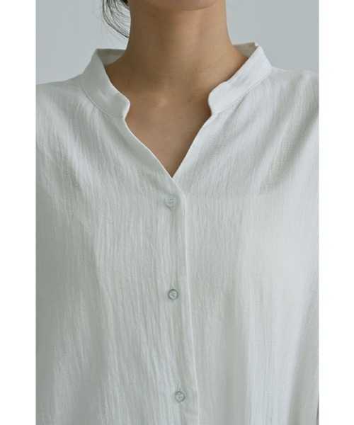 marjour(マージュール)の「COTTON CRINKLE BAND COLLAR SHIRT(シャツ/ブラウス・レディース・ブラック/オフホワイト・M)」の15枚目の写真