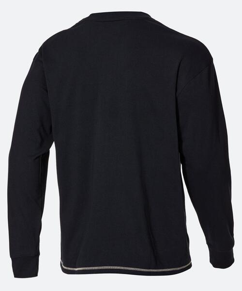UNDER ARMOUR（アンダーアーマー）の「UAヘビーウエイト オーバーサイズド ロングスリーブ Tシャツ（ライフスタイル/メンズ）（Tシャツ/カットソー・メンズ・ブラック系・XL/M/3XL/2XL/L/S）」の2枚目の写真
