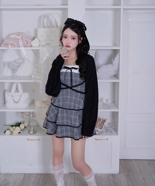 Honey Cinnamon(ハニーシナモン)の「タックワンピースセット(ワンピース・レディース・ブラック/グレー・FREE)」の1枚目の写真