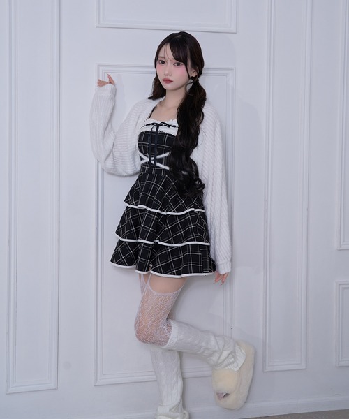 Honey Cinnamon(ハニーシナモン)の「タックワンピースセット(ワンピース・レディース・ブラック/グレー・FREE)」の2枚目の写真