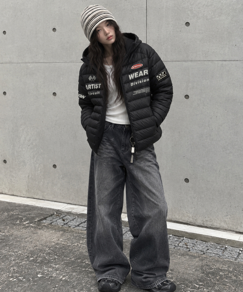 ARTISTWEAR（アーティストウェア）の「シグネチャー ライトダウンジャケット（ダウンジャケット/コート・レディース・ブラック・SMALL/MEDIUM/LARGE/X-LARGE/XX-LARGE/XXXX-LARGE）」の4枚目の写真