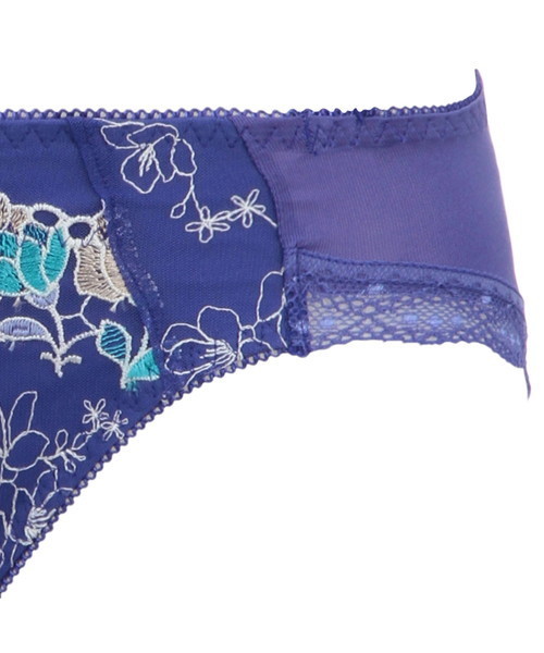 AMOSTYLE BY Triumph（アモスタイルバイトリンプ）の「チャーミングラマー　サニタリー(レギュラー)AMST1090 SAN.Hikini（ショーツ・レディース・ネイビー/イエロー/ブルー/ピンク/ホワイト/グリーン・L/M）」の13枚目の写真