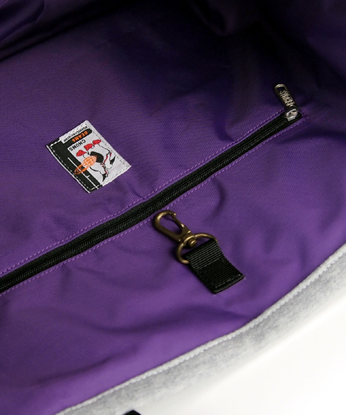 BEAMS（ビームス）の「CHUMS×BEAMS / 35th別注 スウェットトートバッグ（トートバッグ・メンズ・ライトグレー/ブラウン・ONE SIZE）」の7枚目の写真