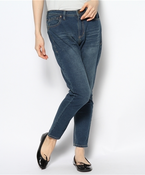 BEAMS LIGHTS Women's（ビームスライツ ウィメンズ）の「BEAMS LIGHTS / デニム風スウェットパンツ（その他パンツ・レディース・ブルー系その他/インディゴブルー・36/38/40）」の2枚目の写真