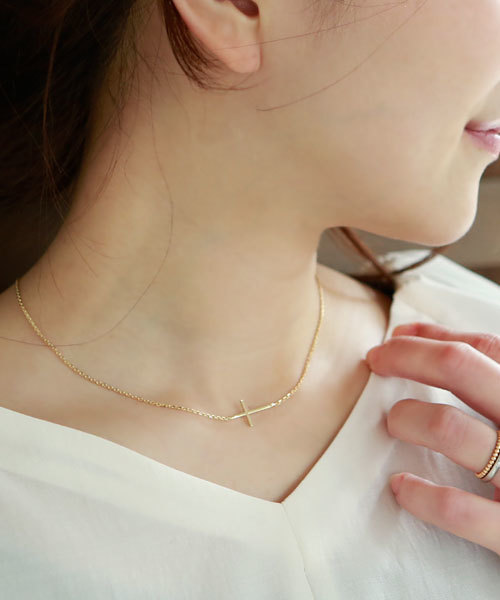 colleca la（コレカラ）の「クロスネックレス（ネックレス・レディース・シルバー/ゴールド・FREE）」の2枚目の写真