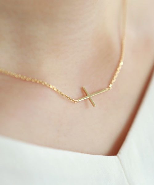 colleca la（コレカラ）の「クロスネックレス（ネックレス・レディース・シルバー/ゴールド・FREE）」の3枚目の写真