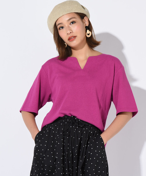 LIPSTAR(リップスター)の「スラッシュネックチュニックカットソー(Tシャツ/カットソー・レディース・オフホワイト/ブラック/ピンク/イエロー・M)」の4枚目の写真