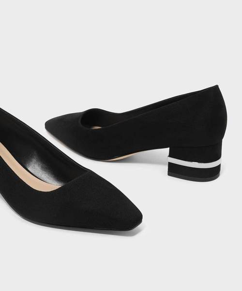 CHARLES & KEITH（チャールズ & キース）の「メタリックアクセントヒールパンプス / METALLIC ACCENT HEEL PUMPS（パンプス・レディース・ブラック/グレー/ダークグリーン・22.5cm/23cm/23.5cm/24.5cm/25cm/25.5cm）」の15枚目の写真