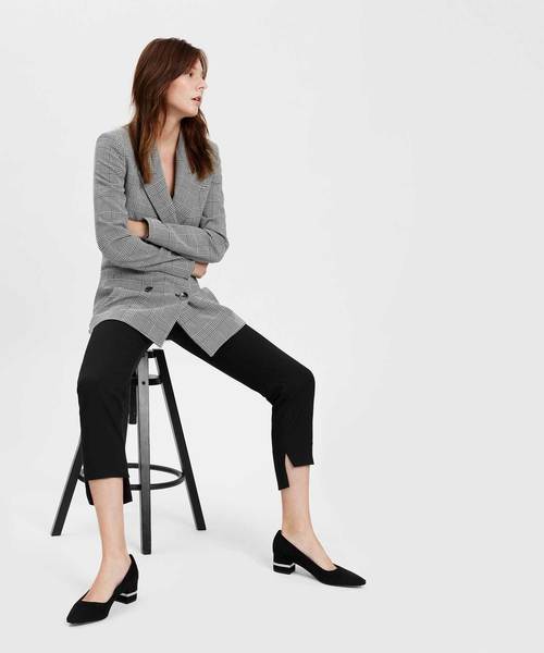 CHARLES & KEITH（チャールズ & キース）の「メタリックアクセントヒールパンプス / METALLIC ACCENT HEEL PUMPS（パンプス・レディース・ブラック/グレー/ダークグリーン・22.5cm/23cm/23.5cm/24.5cm/25cm/25.5cm）」の14枚目の写真