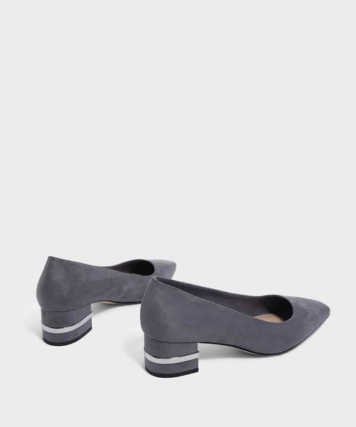 CHARLES & KEITH（チャールズ & キース）の「メタリックアクセントヒールパンプス / METALLIC ACCENT HEEL PUMPS（パンプス・レディース・ブラック/グレー/ダークグリーン・22.5cm/23cm/23.5cm/24.5cm/25cm/25.5cm）」の10枚目の写真