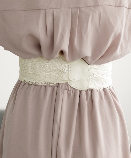 Julia Boutique(ジュリアブティック)の「フェミニンな印象に。総レースサッシュベルト/550001(ベルト・レディース・ブラック/ネイビー/ブラウン/アイボリー/ベージュ/ホワイト/ライトピンク・ONE)」の22枚目の写真