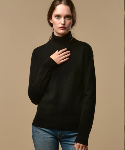 PURE CASHMERE NYC（ピュアカシミヤニューヨーク）の「PURE CASHMERE NYC カシミヤタートルネックセーター（ニット