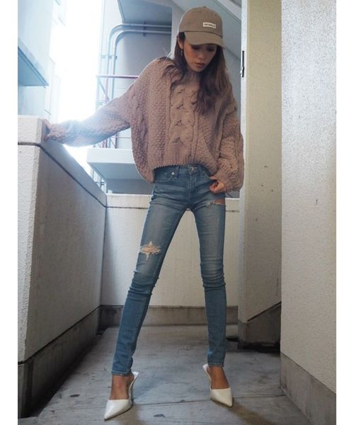 GYDA（ジェイダ）の「SIDE RIPPED スキニーデニムパンツ（デニムパンツ・レディース・ブラック/ブルー/ライトブルー・SMALL/MEDIUM/X-SMALL）」の13枚目の写真