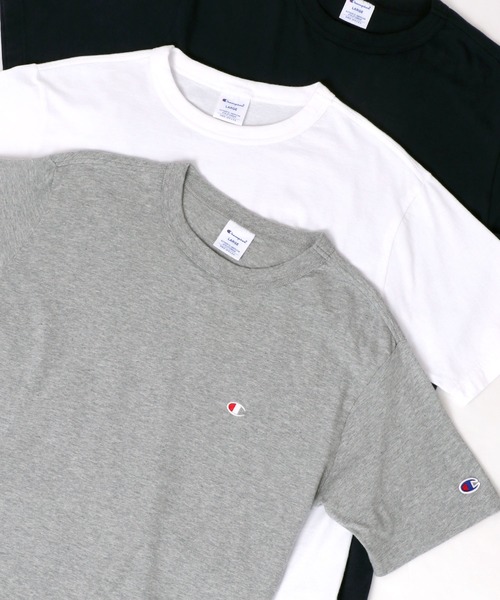 Champion(チャンピオン)の「Champion/チャンピオン ロゴワッペン ワンポイント刺繍 半袖Tシャツ(Tシャツ/カットソー・メンズ・レッド/ホワイト/ピンク/ブラック/ネイビー/ダークグリーン/グレー/イエロー/ロイヤルブルー/チャコール/ミント/オートミール/ブラウン/レンガ/レモンイエロー/アクア/バイオレット/ライム・M/L/XL/S)」の4枚目の写真