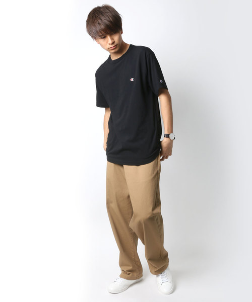 Champion(チャンピオン)の「Champion/チャンピオン ロゴワッペン ワンポイント刺繍 半袖Tシャツ(Tシャツ/カットソー・メンズ・レッド/ホワイト/ピンク/ブラック/ネイビー/ダークグリーン/グレー/イエロー/ロイヤルブルー/チャコール/ミント/オートミール/ブラウン/レンガ/レモンイエロー/アクア/バイオレット/ライム・M/L/XL/S)」の21枚目の写真