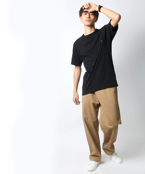 Champion(チャンピオン)の「Champion/チャンピオン ロゴワッペン ワンポイント刺繍 半袖Tシャツ(Tシャツ/カットソー・メンズ・レッド/ホワイト/ピンク/ブラック/ネイビー/ダークグリーン/グレー/イエロー/ロイヤルブルー/チャコール/ミント/オートミール/ブラウン/レンガ/レモンイエロー/アクア/バイオレット/ライム・M/L/XL/S)」の22枚目の写真