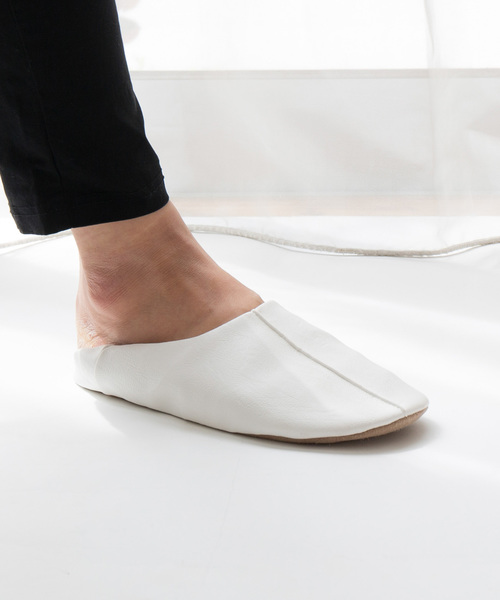 sarasa design(サラサデザイン)の「b2c ルームシューズ マエストロ ポータブル 抗菌&防臭(ルームシューズ/スリッパ・レディース・ホワイト/ベージュ/ブラウン/ブラック・M/S)」の18枚目の写真