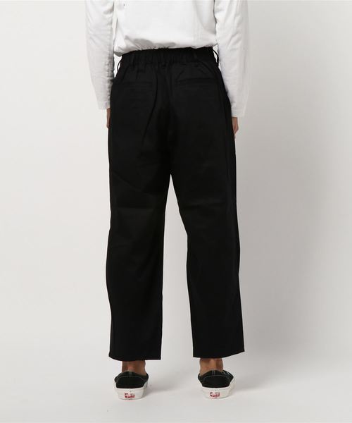 JUNRED(ジュンレッド)の「インタックバルーンパンツ(その他パンツ・メンズ・ベージュ/ブラック・S/M/L)」の4枚目の写真