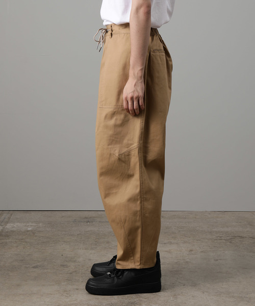 JUNRED(ジュンレッド)の「インタックバルーンパンツ(その他パンツ・メンズ・ベージュ/ブラック・S/M/L)」の5枚目の写真
