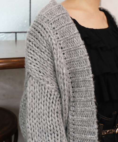 one after another NICE CLAUP（ワンアフターアナザーナイスクラップ）の「ざっくりロングニットカーディガン（カーディガン/ボレロ・レディース・アイボリー/グレー/ブラウン/ベージュ・FREE）」の17枚目の写真