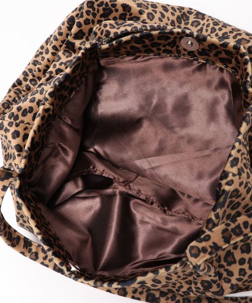 KOBE LETTUCE（コウベレタス）の「フェイクスエードトートバッグ（トートバッグ・レディース・ブラック/パープル/グレー/レオパード・FREE）」の9枚目の写真