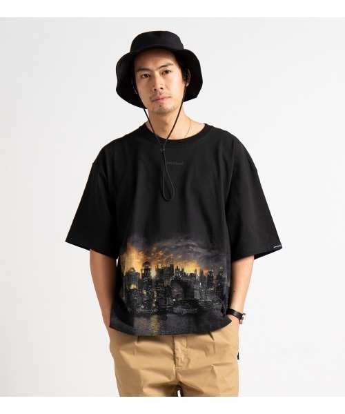 APPLEBUM(アップルバム)の「“Gotham City” Big T-shirt(Tシャツ/カットソー・メンズ・ブラック・MEDIUM/X-LARGE/LARGE)」の9枚目の写真
