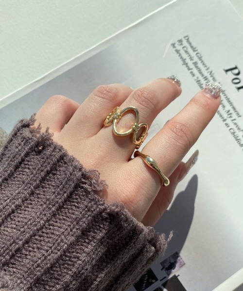 PairPair(ペアペア)の「2セットデザインリング(AR)(リング・レディース・シルバー系その他/シルバー系その他2/ゴールド系その他/シルバー系その他3/ゴールド系その他2/ゴールド/ゴールド系その他3/シルバー/ゴールド系その他4/シルバー系その他4/ゴールド系その他5/シルバー系その他5・FREE)」の12枚目の写真