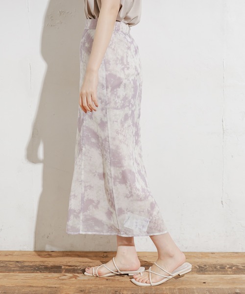 natural couture(ナチュラルクチュール)の「タイダイシアースカート(スカート・レディース・パープル/イエロー/グリーン・FREE)」の13枚目の写真