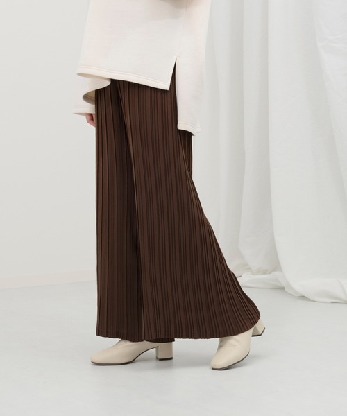 Ambre Neige（アンブルネージュ）の「プリーツワイドパンツ／【WEB/EC限定商品】（その他パンツ・レディース・ブラック/グレー/グリーン系その他/ブラウン・FREE）」の3枚目の写真
