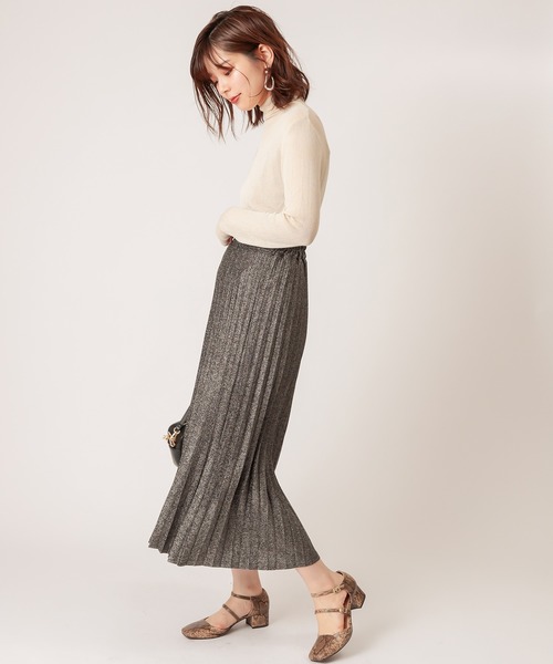 natural couture（ナチュラルクチュール）の「シアータートルニット（ニット/セーター・レディース・ブラック/ベージュ/ブラウン/オフホワイト/モカ・FREE）」の17枚目の写真