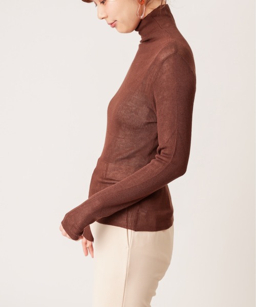 natural couture（ナチュラルクチュール）の「シアータートルニット（ニット/セーター・レディース・ブラック/ベージュ/ブラウン/オフホワイト/モカ・FREE）」の19枚目の写真