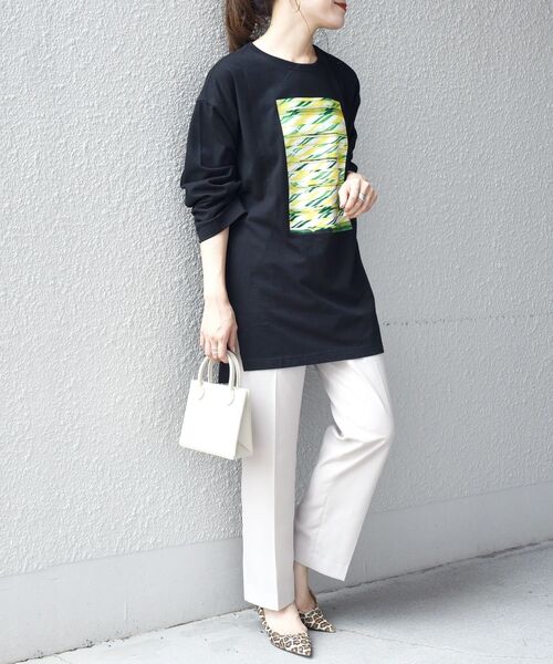 SHIPS（シップス）の「【WEB限定/SHIPS別注】ANNA MAGAGIZE×FRUIT OF THE LOOM:フォトロンTEE◇（Tシャツ/カットソー・レディース・ホワイト/ブラック/オリーブ/マスタード/ホワイト系その他/ブラック系その他・38/36）」の15枚目の写真