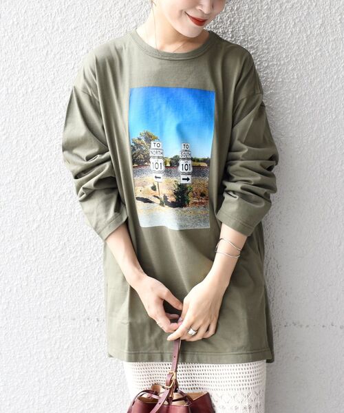 SHIPS（シップス）の「【WEB限定/SHIPS別注】ANNA MAGAGIZE×FRUIT OF THE LOOM:フォトロンTEE◇（Tシャツ/カットソー・レディース・ホワイト/ブラック/オリーブ/マスタード/ホワイト系その他/ブラック系その他・38/36）」の22枚目の写真