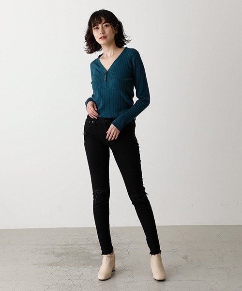 AZUL by moussy(アズールバイマウジー)の「REPAIR DENIM SKINNY/リペアデニムスキニー(デニムパンツ・レディース・ブラック/ブルー/ダークブルー・MEDIUM/X-LARGE/XX-SMALL/LARGE/SMALL/X-SMALL)」の13枚目の写真