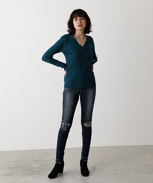 AZUL by moussy(アズールバイマウジー)の「REPAIR DENIM SKINNY/リペアデニムスキニー(デニムパンツ・レディース・ブラック/ブルー/ダークブルー・MEDIUM/X-LARGE/XX-SMALL/LARGE/SMALL/X-SMALL)」の18枚目の写真