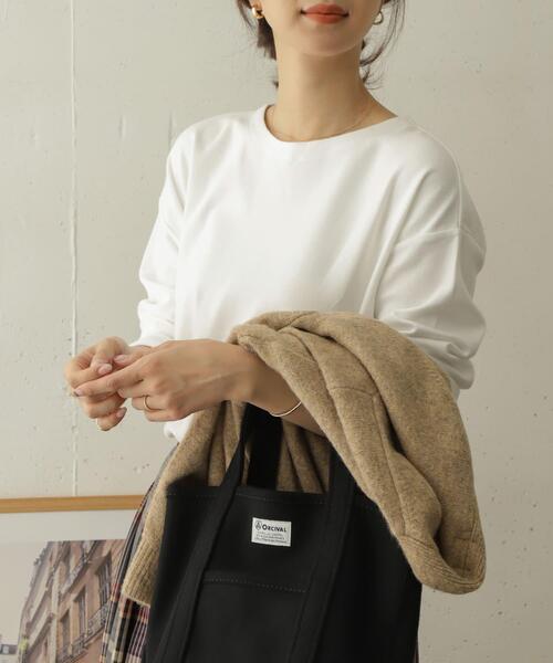 URBAN RESEARCH DOORS(アーバンリサーチドアーズ)の「起毛スムースワイドプルオーバー(Tシャツ/カットソー・レディース・オフホワイト/ブラック/グリーン系その他・ONE)」の2枚目の写真