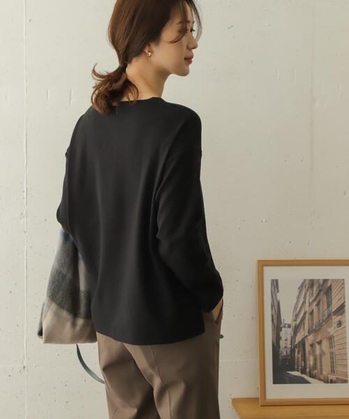 URBAN RESEARCH DOORS(アーバンリサーチドアーズ)の「起毛スムースワイドプルオーバー(Tシャツ/カットソー・レディース・オフホワイト/ブラック/グリーン系その他・ONE)」の19枚目の写真