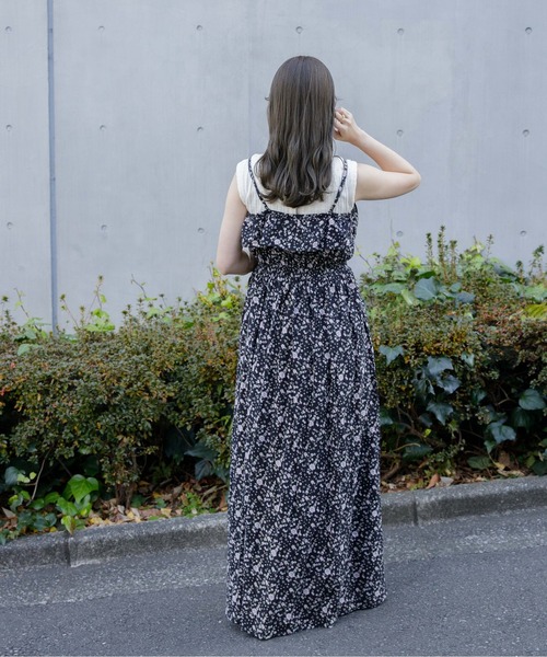 flower（フラワー）の「フローイングキャミワンピース（ワンピース・レディース・ホワイト/ブラック・FREE）」の6枚目の写真