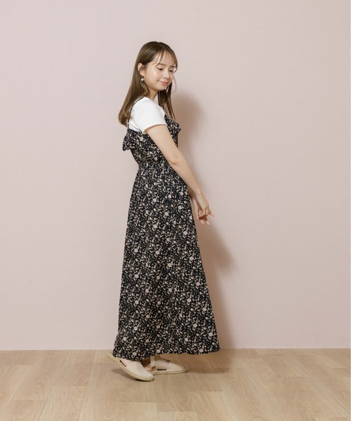 flower（フラワー）の「フローイングキャミワンピース（ワンピース・レディース・ホワイト/ブラック・FREE）」の19枚目の写真