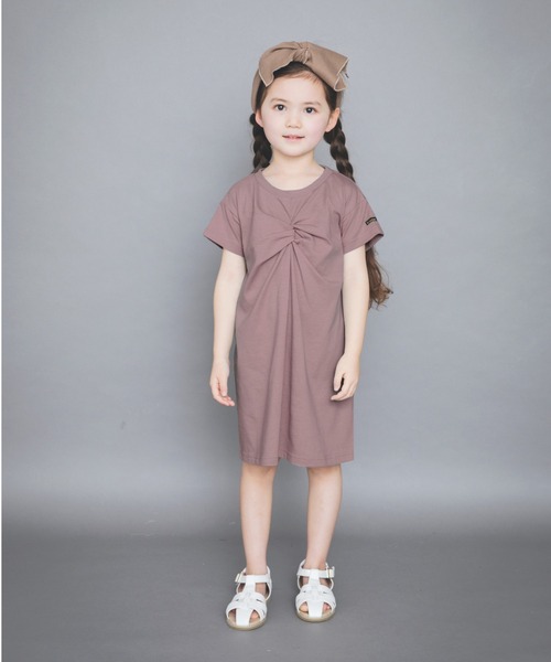 BRANSHES（ブランシェス）の「【WEB限定】胸元ねじり半袖ワンピース（ワンピース・キッズ・ライトベージュ/ライトグリーン/ブラウン/ピンク・140cm/110cm/100cm/120cm/130cm/150cm）」の4枚目の写真