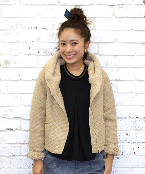 mystic（ミスティック）の「フードボアショートコート（その他アウター・レディース・ブラック/チャコールグレー/キャメル・FREE）」の3枚目の写真