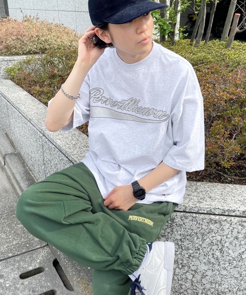 WHO'S WHO gallery（フーズフーギャラリー）の「【KOOKY'N/クーキー】 スタジアムカレッジ刺繍TEE（Tシャツ/カットソー・メンズ・ミント/ブラック/ライトグレー/ホワイト/パープル/ネイビー/アッシュグレー/ブルー/グリーン・FREE）」の5枚目の写真