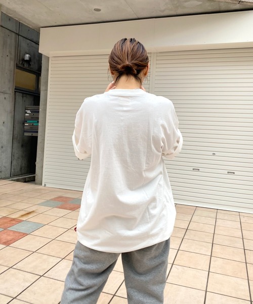 WHO'S WHO gallery（フーズフーギャラリー）の「【KOOKY'N/クーキー】 スタジアムカレッジ刺繍TEE（Tシャツ/カットソー・メンズ・ミント/ブラック/ライトグレー/ホワイト/パープル/ネイビー/アッシュグレー/ブルー/グリーン・FREE）」の13枚目の写真