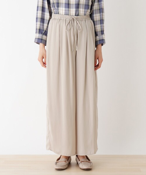 DRESKIP（ドレスキップ）の「◆【追加生産】サテンワイドパンツ（その他パンツ・レディース・ライトグレー/ネイビー/グレー系その他/ブラック系/ベージュ系その他4/ベビーピンク/カーキ・02/03/04）」の15枚目の写真