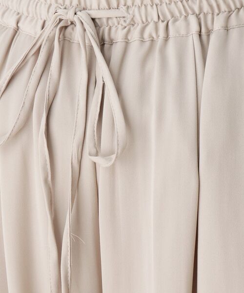 DRESKIP（ドレスキップ）の「◆【追加生産】サテンワイドパンツ（その他パンツ・レディース・ライトグレー/ネイビー/グレー系その他/ブラック系/ベージュ系その他4/ベビーピンク/カーキ・02/03/04）」の14枚目の写真