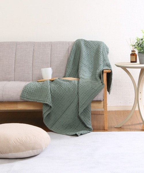 KATHARINE ROSS（キャサリンロス）の「【KATHARINE ROSS】CIRKEL ワッフルコットンスローケット130×160 WEB限定（ブランケット・レディース・チャコールグレー/グリーン/アイボリー・MEDIUM）」の3枚目の写真