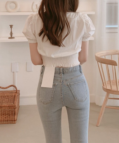 Amulet(アミュレット)の「スクエアネック半袖ブラウス(シャツ/ブラウス・レディース・ホワイト/ブラック・FREE)」の4枚目の写真