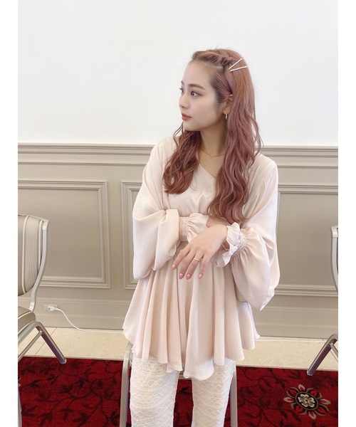 JUMELLE（ジュメロ）の「リリーブラウス（シャツ/ブラウス・レディース・ベージュ/ブルー・FREE）」の5枚目の写真