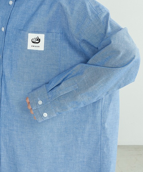 ONIGIRI（オニギリ）の「オーバーサイズシャツ（シャツ/ブラウス・レディース・ホワイト/ブルー/ストライプ・FREE）」の6枚目の写真